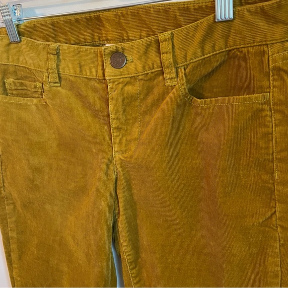 J.Crew 35” Inseam City Fit Dark Golden Mustard Corduroy Pants Size 28T Tall Long - Picture 3 of 12